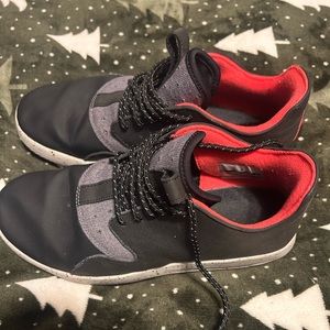 Size 7.5 - Jordan Eclipse Holiday 2015